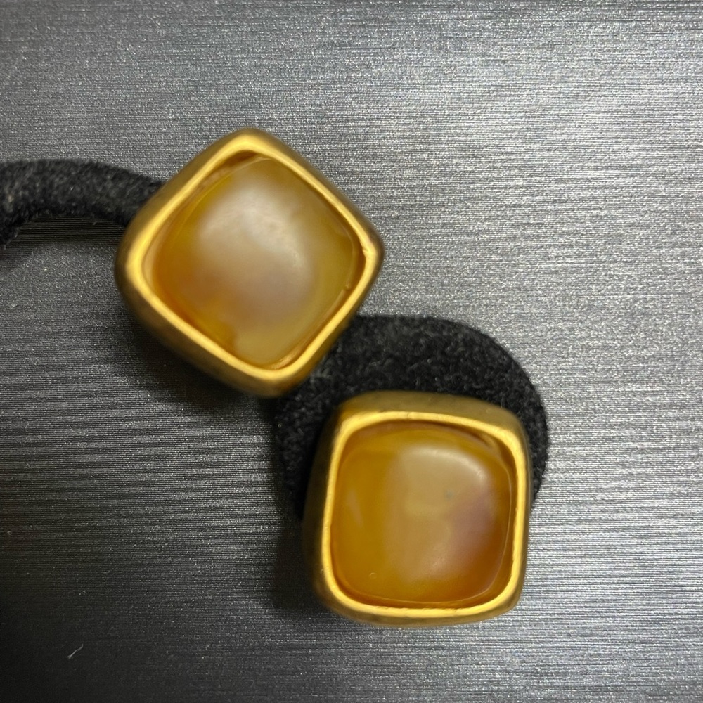 Norma Jean Designs Amber & Brushed Gold Clip On Earrings Vintage 1980’s NJD